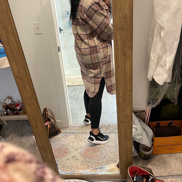 Forever21 shacket - Picture 3 of 4